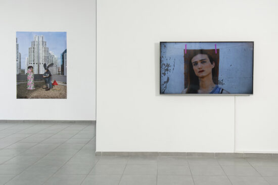 Nilbar Gures, Applause, curator Avi Lubin